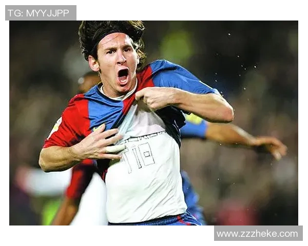 帽子王足球明星的传奇之路与球场上的辉煌瞬间解析